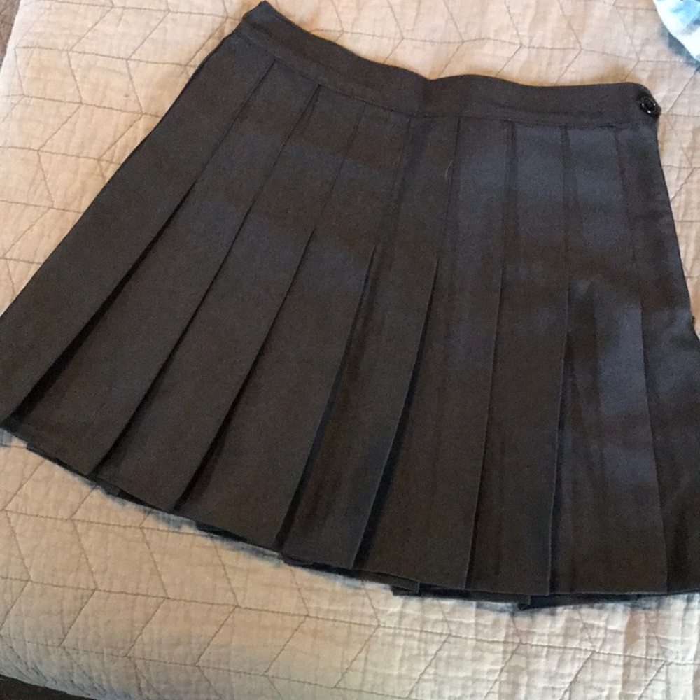 American apparel black pleated mini-skirt